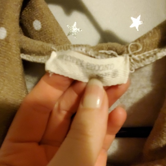 Sweater - Picture 4 of 4